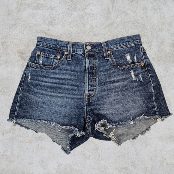 Levi's 501 Dark Wash‎ Denim Jean Shorts Button Fly Y2k Size 28 Women's R32 - Picture 1 of 11